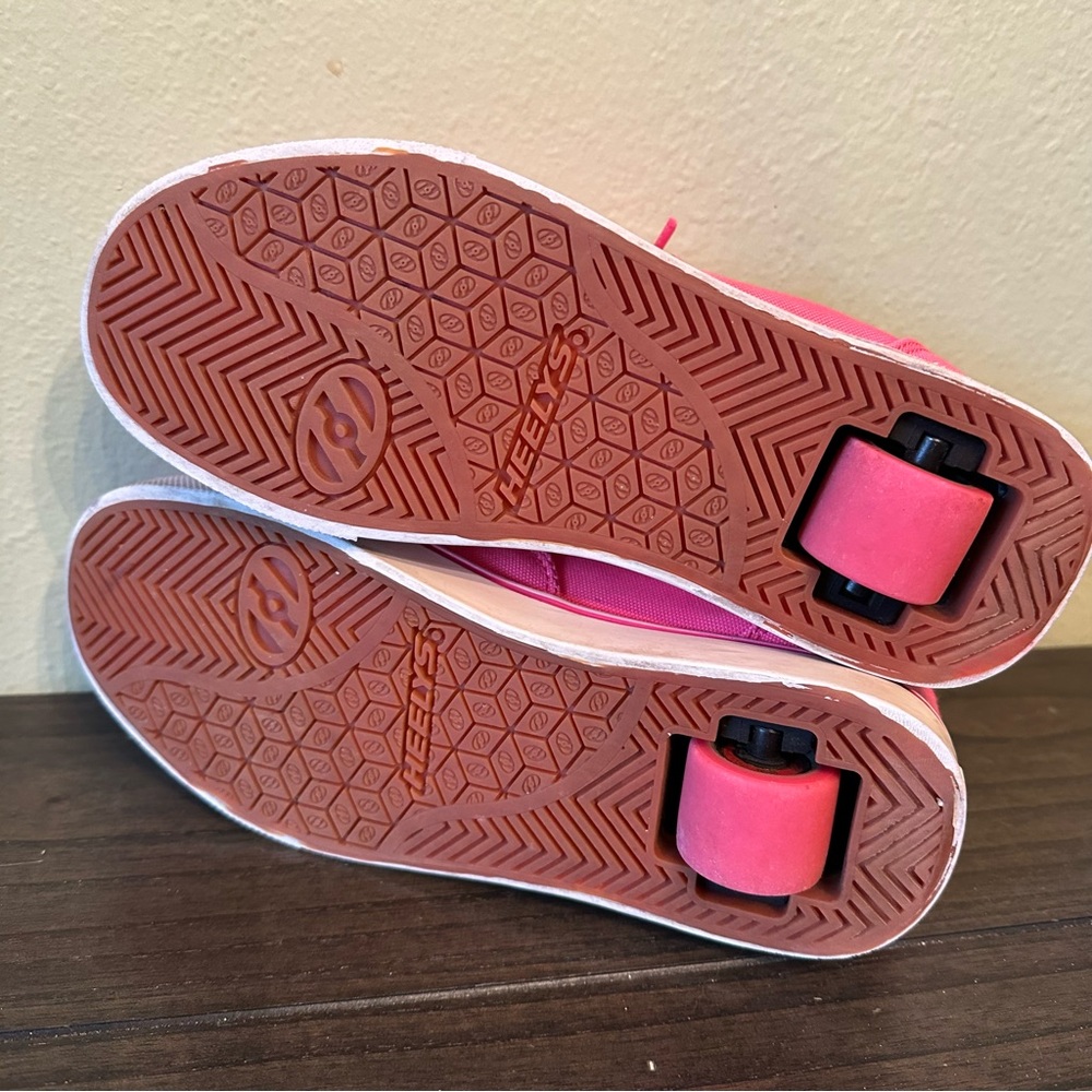 Hot Pink Heelys Launch Wheeled Shoes - Picture 6 of 9
